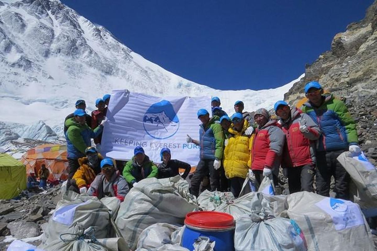 Tegyük tisztábbá a világot, tisztítsuk meg az Everestet!
