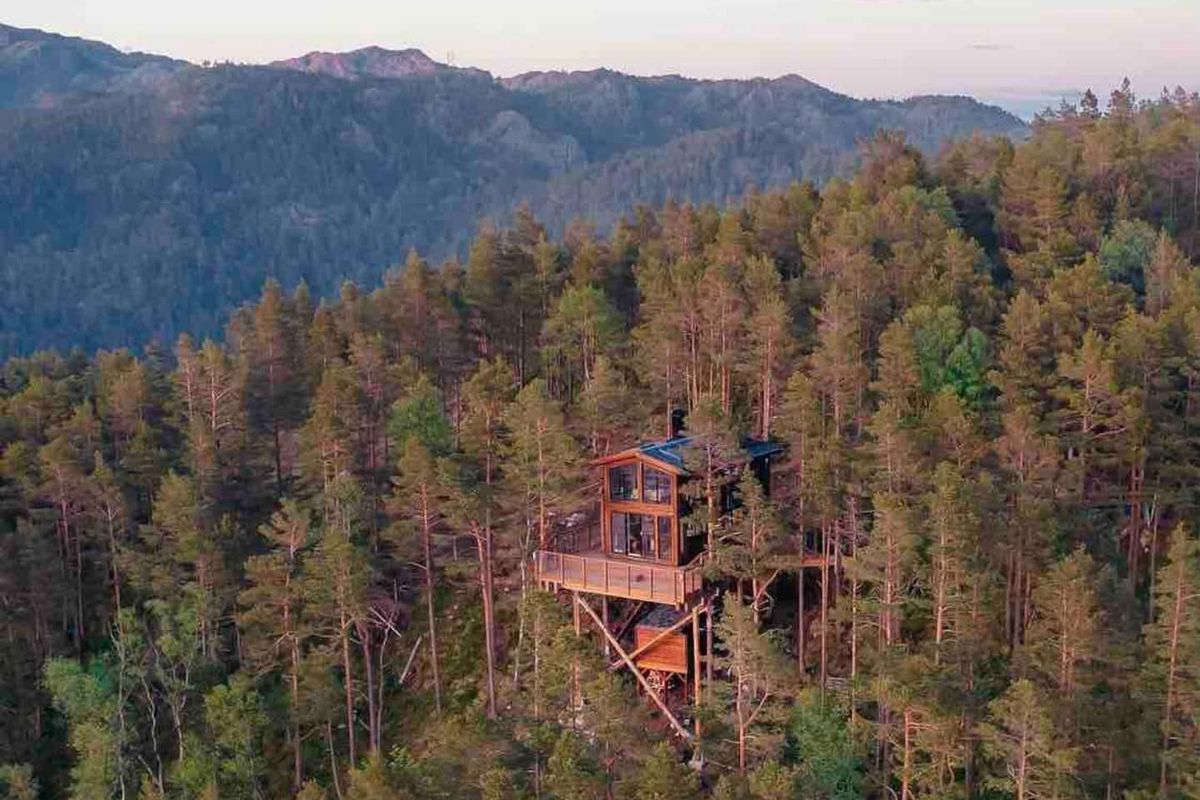 Kabinok a toplista élén! Az airbnb legjobb erdei házai Európában